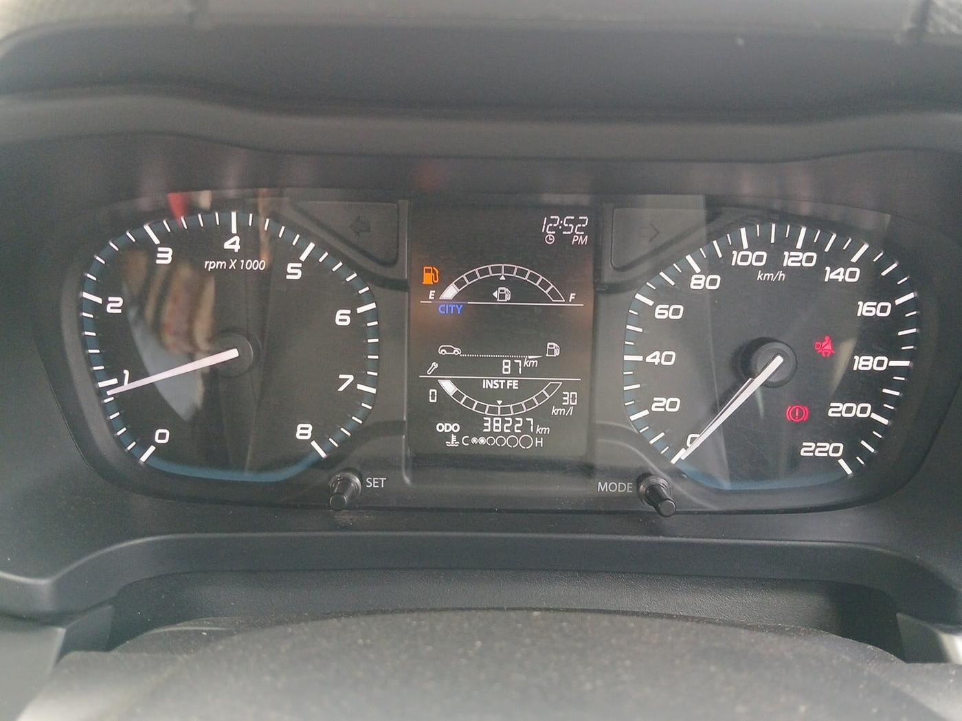 2022 Tata ALTROZ XM PLUS PETROL, Petrol, Manual, 38,227 km, interior