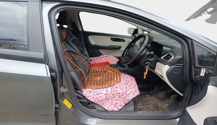 2022 Tata ALTROZ XM PLUS PETROL, Petrol, Manual, 38,227 km, interior
