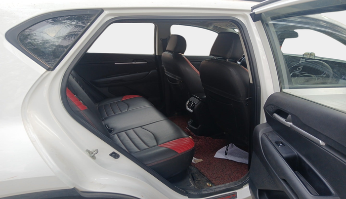 2021 KIA SONET HTK PLUS 1.2, Petrol, Manual, 1,07,567 km, interior