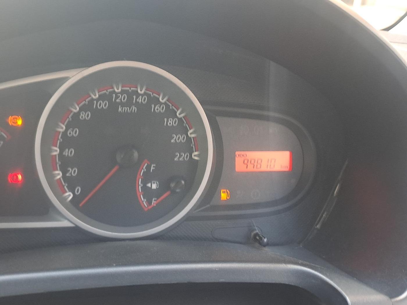 2011 Ford Figo TITANIUM 1.4 DIESEL, Diesel, Manual, 99,810 km, interior