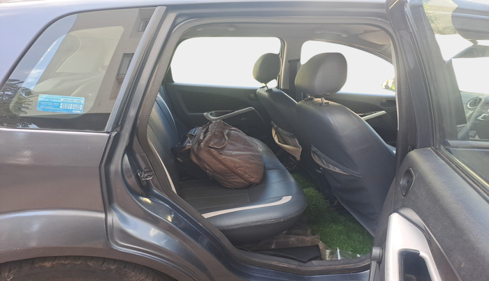 2011 Ford Figo TITANIUM 1.4 DIESEL, Diesel, Manual, 99,810 km, interior