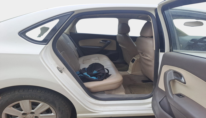 2011 Volkswagen Vento TRENDLINE DIESEL 1.6, Diesel, Manual, 93,154 km, interior