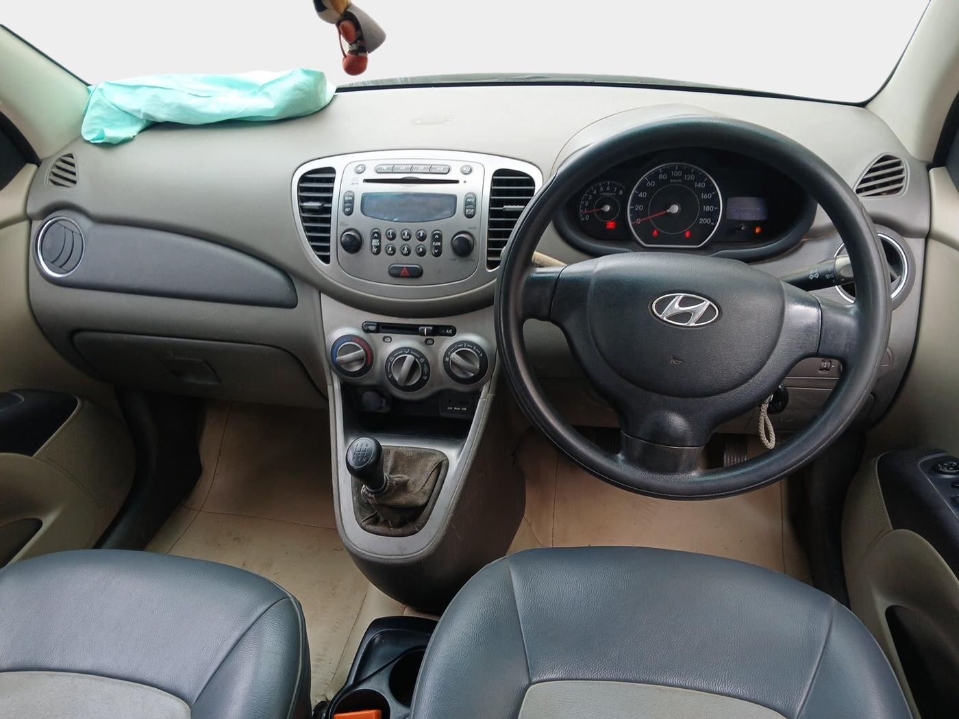 2011 Hyundai i10 SPORTZ 1.2, Petrol, Manual, 78,708 km, interior