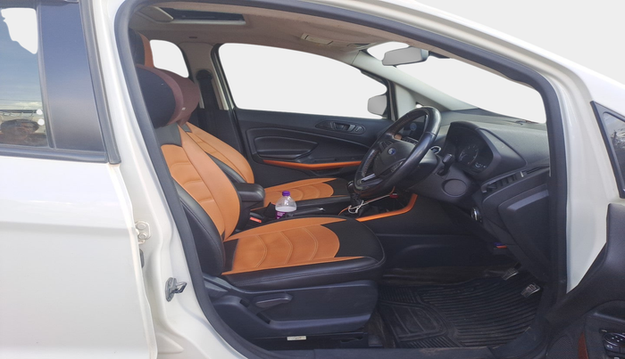 2020 Ford Ecosport TITANIUM 1.5L SPORTS(SUNROOF) DIESEL, Diesel, Manual, 1,46,448 km, interior