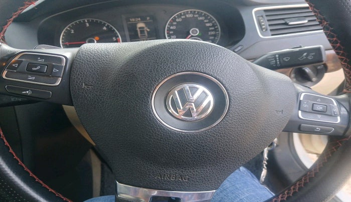 2011 Volkswagen Jetta HIGHLINE TDI, Diesel, Manual, 2,02,204 km, interior