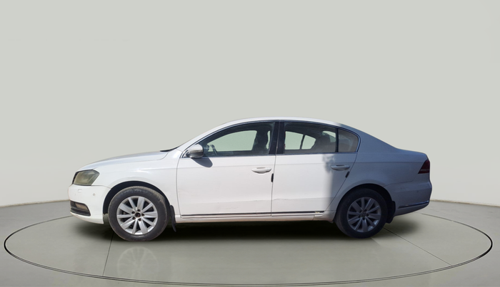 2012 Volkswagen Passat HIGHLINE DSG, Diesel, Automatic, 1,67,211 km, exterior