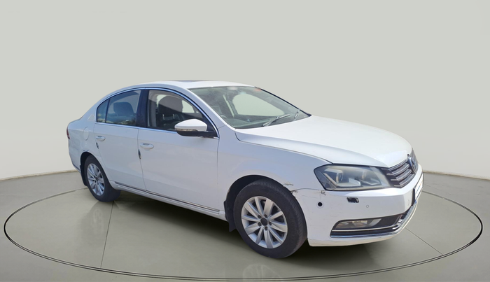 2012 Volkswagen Passat HIGHLINE DSG, Diesel, Automatic, 1,67,211 km, exterior