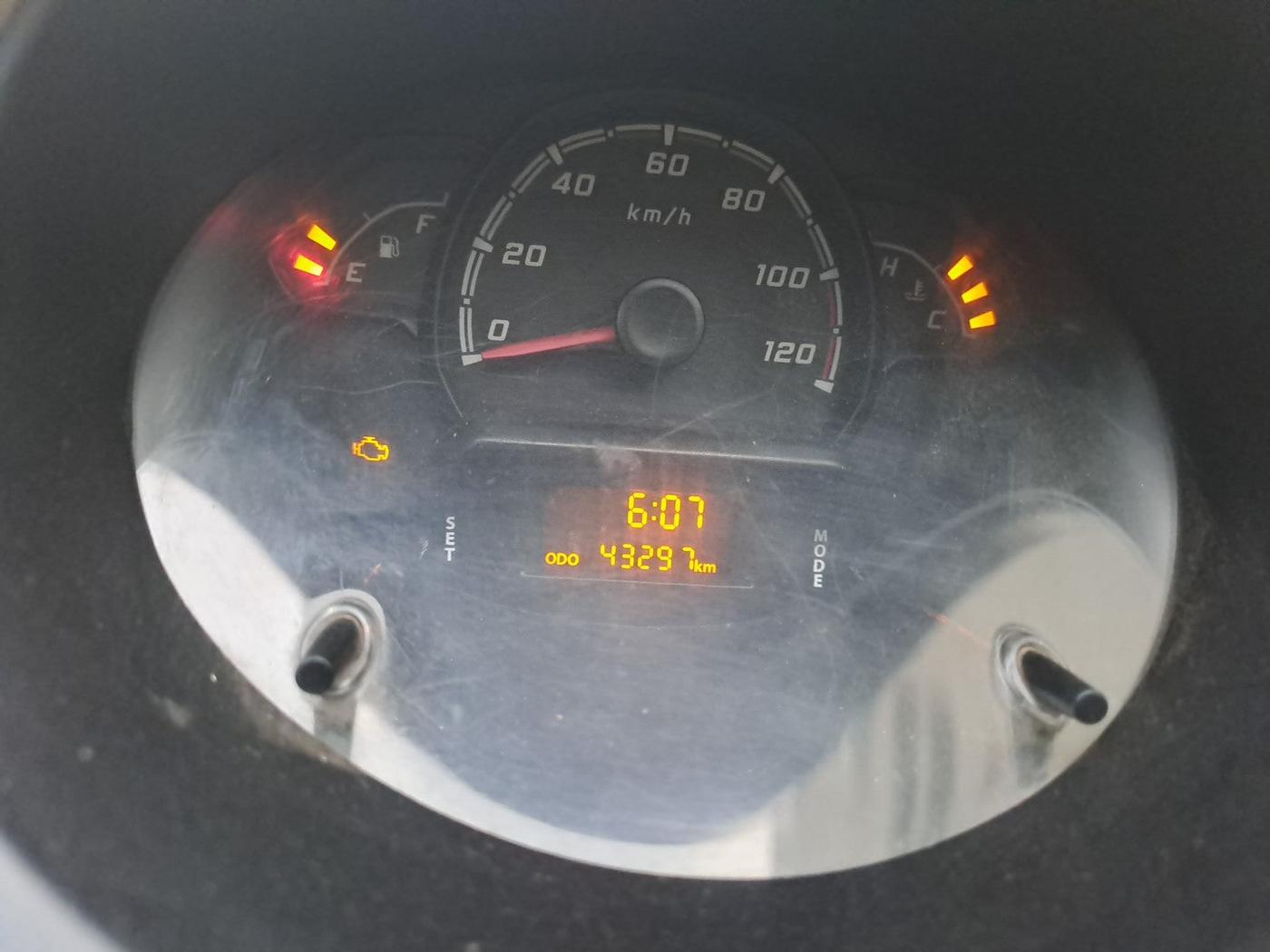 2015 Tata Nano TWIST XT, Petrol, Manual, 43,297 km, interior
