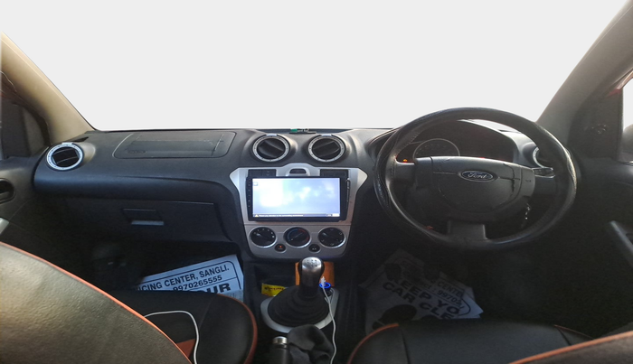 2011 Ford Figo TITANIUM 1.4 DIESEL, Diesel, Manual, 75,129 km, interior