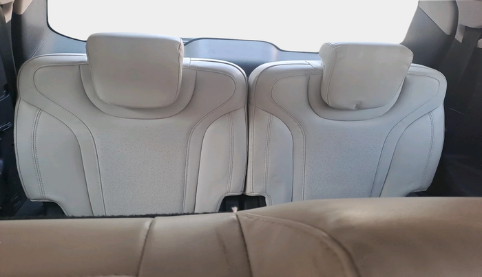 2022 Mahindra XUV700 AX 7 LUXURY D AWD AT 7 STR, Diesel, Automatic, 51,319 km, interior