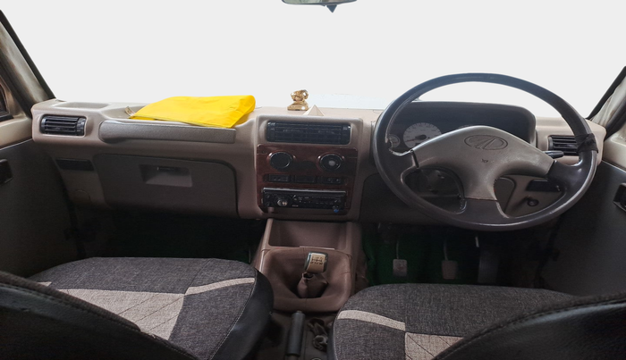 2011 Mahindra Bolero LX BS-III, Diesel, Manual, 1,82,270 km, interior