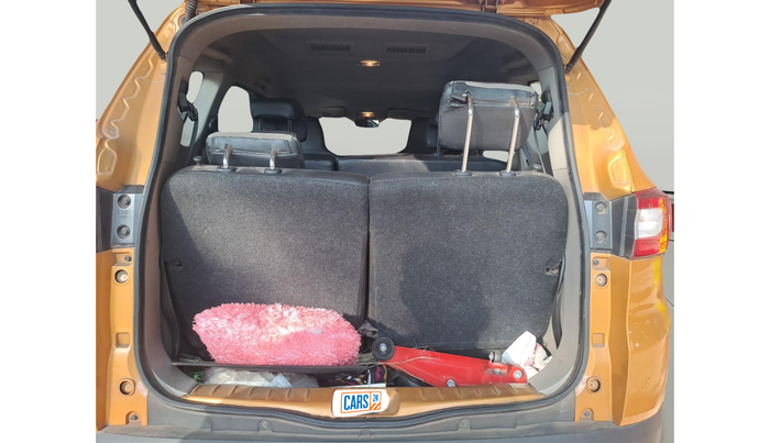 2019 Renault TRIBER RXT, Petrol, Manual, 71,697 km, exterior