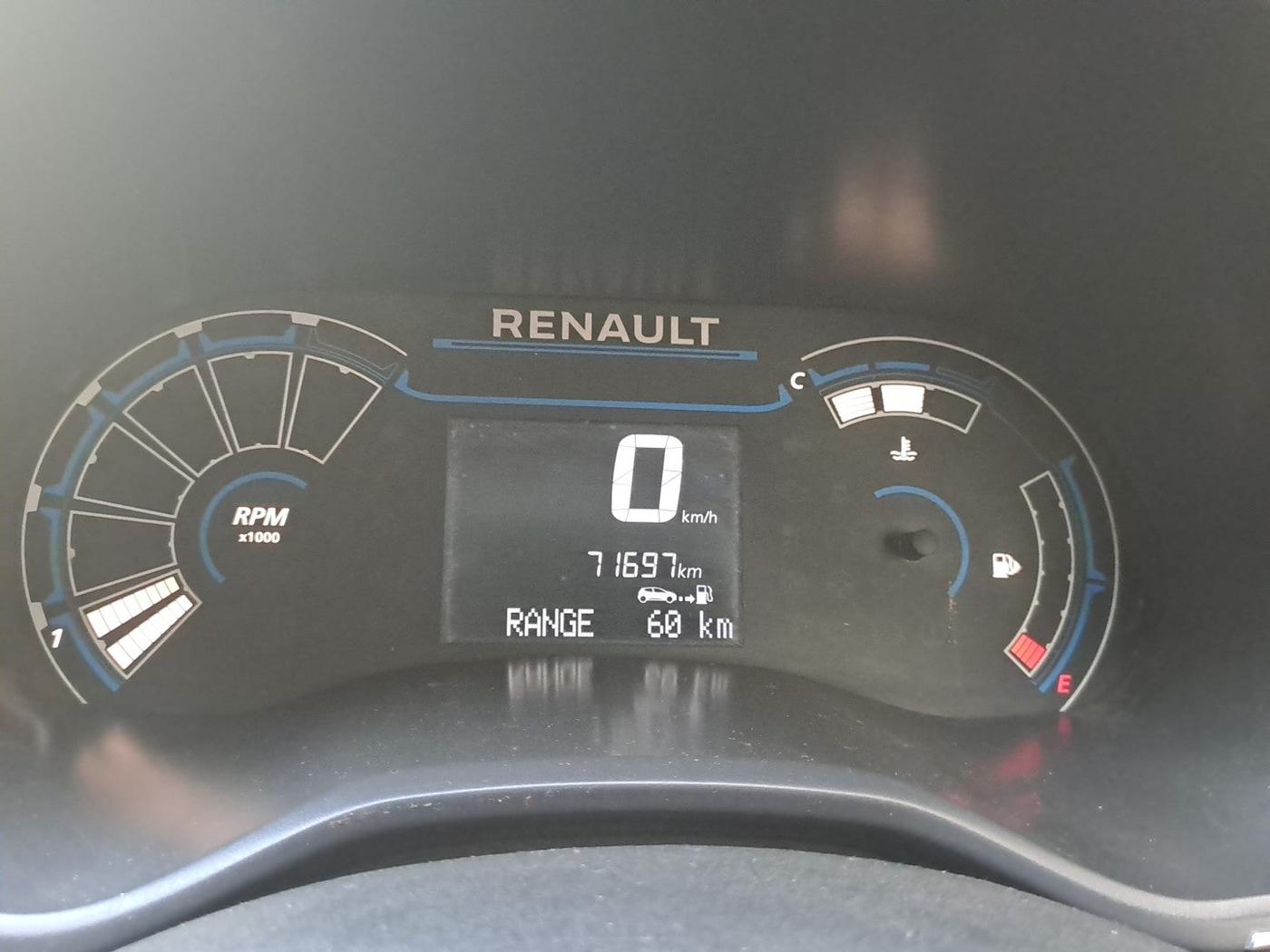 2019 Renault TRIBER RXT, Petrol, Manual, 71,697 km, interior