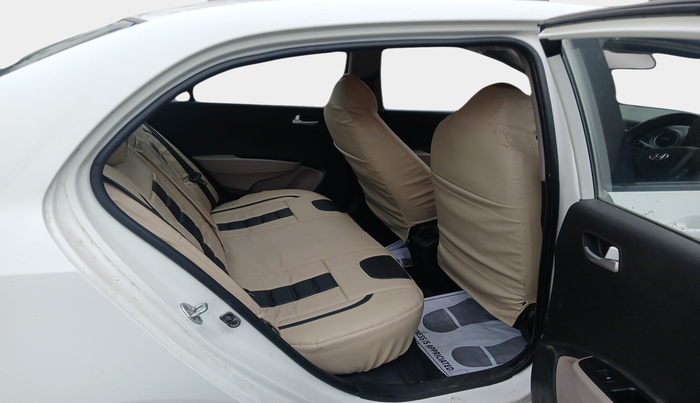 2015 Hyundai Xcent S (O) 1.2, Petrol, Manual, 23,952 km, interior