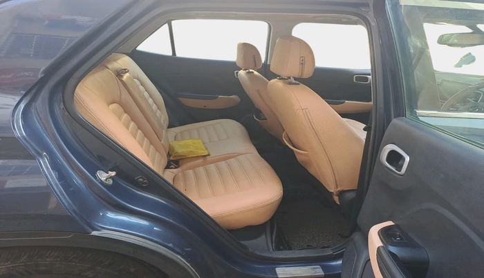 2019 Hyundai VENUE SX(O) 1.4 CRDI, Diesel, Manual, 1,29,367 km, interior