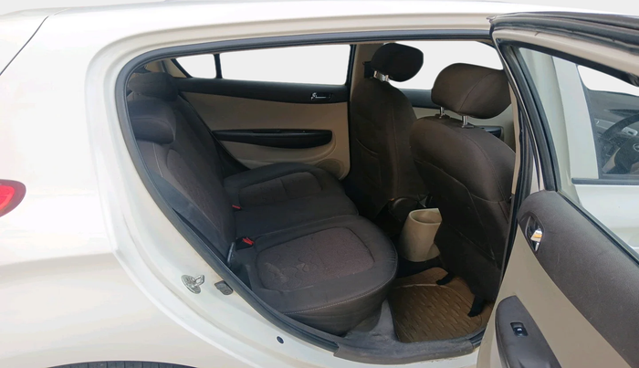 2011 Hyundai i20 SPORTZ 1.4 CRDI, Diesel, Manual, 1,26,260 km, interior