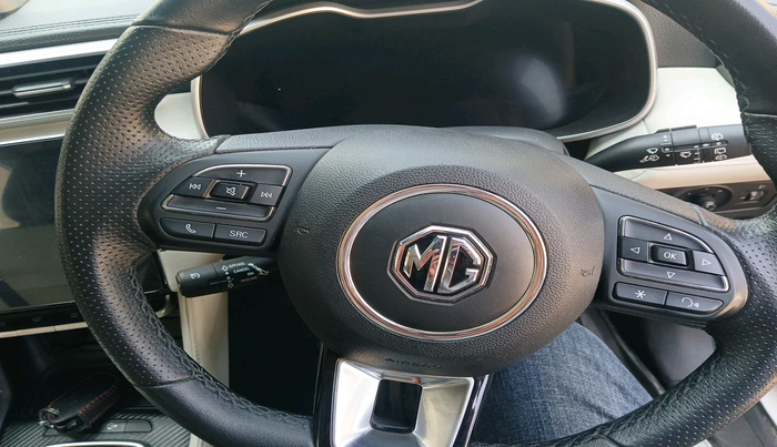 2023 MG ASTOR SHARP 1.5 MT, Petrol, Manual, 32,832 km, interior
