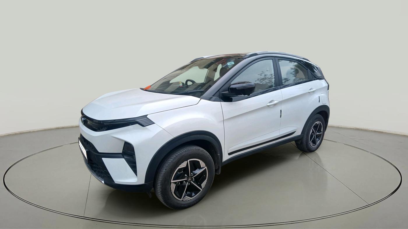 2024 Tata NEXON  Fearless Plus PS 1.2 iCNG, Petrol, Manual, 3,102 km, exterior