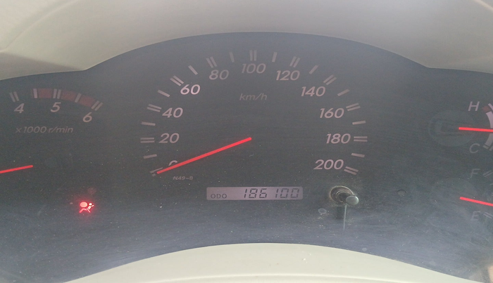2010 Toyota Innova V 2.5 7 STR, Diesel, Manual, 1,86,100 km, interior