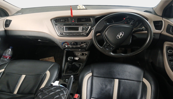 2015 Hyundai Elite i20 MAGNA 1.2, Petrol, Manual, 1,05,411 km, interior