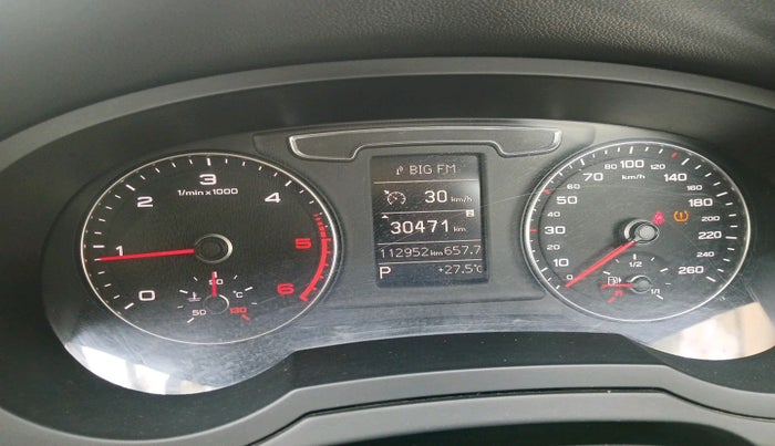 2017 Audi Q3 30 TDI Premium FWD, Diesel, Automatic, 1,12,952 km, interior