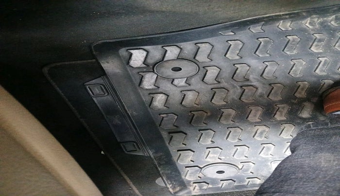 2017 Audi Q3 30 TDI Premium FWD, Diesel, Automatic, 1,12,952 km, interior