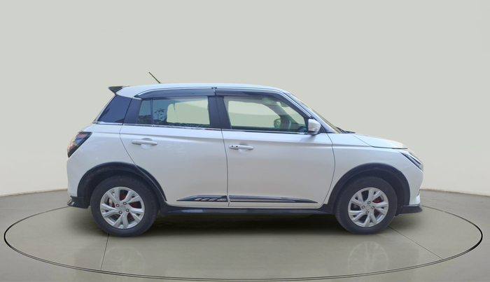 2025 Maruti Swift ZXi, Petrol, Manual, 8,375 km, exterior