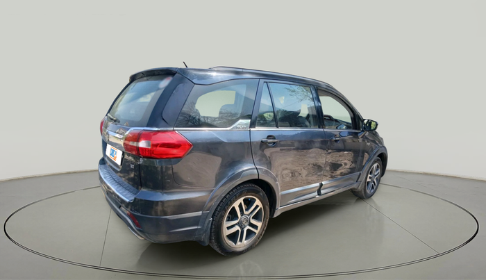 2017 Tata Hexa XT 4X2 7 STR, Diesel, Manual, 1,87,972 km, exterior