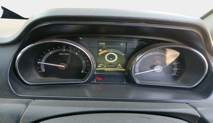 2017 Tata Hexa XT 4X2 7 STR, Diesel, Manual, 1,87,972 km, interior