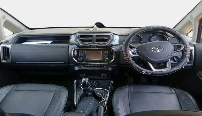 2017 Tata Hexa XT 4X2 7 STR, Diesel, Manual, 1,87,972 km, interior