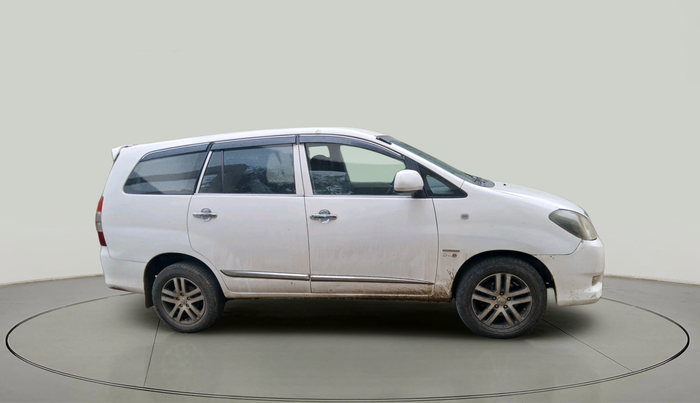 2010 Toyota Innova 2.5 G4 7 STR, Diesel, Manual, 1,75,848 km, exterior