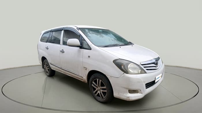 2010 Toyota Innova 2.5 G4 7 STR, Diesel, Manual, 1,75,848 km, exterior