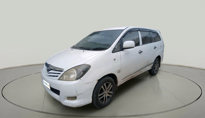 2010 Toyota Innova 2.5 G4 7 STR, Diesel, Manual, 1,75,848 km, exterior