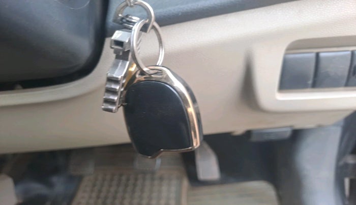 2016 Maruti Alto K10 VXI, Petrol, Manual, 1,06,037 km, interior