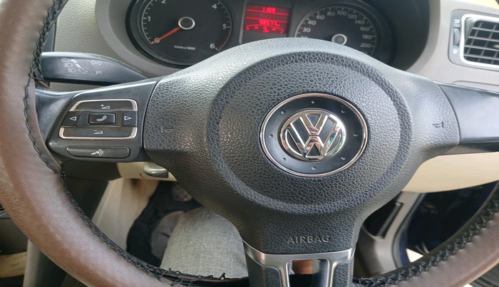 2013 Volkswagen Vento HIGHLINE DIESEL 1.6, Diesel, Manual, 98,577 km, interior