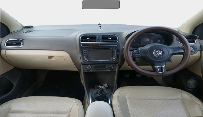 2013 Volkswagen Vento HIGHLINE DIESEL 1.6, Diesel, Manual, 98,577 km, interior