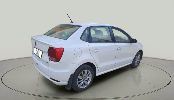 2016 Volkswagen Ameo HIGHLINE1.5L, Diesel, Manual, 2,12,419 km, exterior