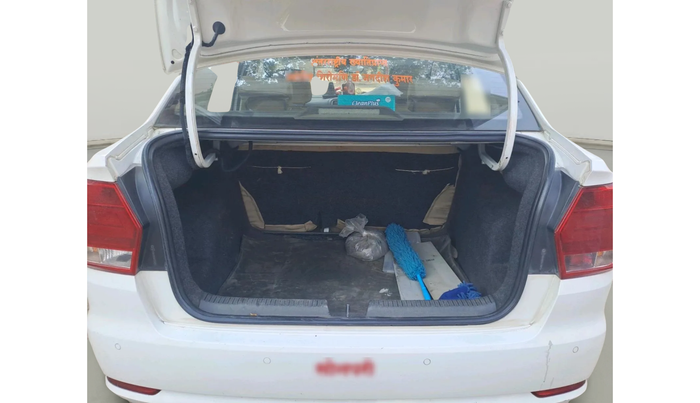 2016 Volkswagen Ameo HIGHLINE1.5L, Diesel, Manual, 2,12,419 km, exterior