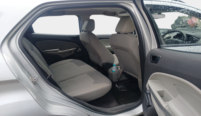2013 Ford Ecosport AMBIENTE 1.5L DIESEL, Diesel, Manual, 1,64,401 km, interior