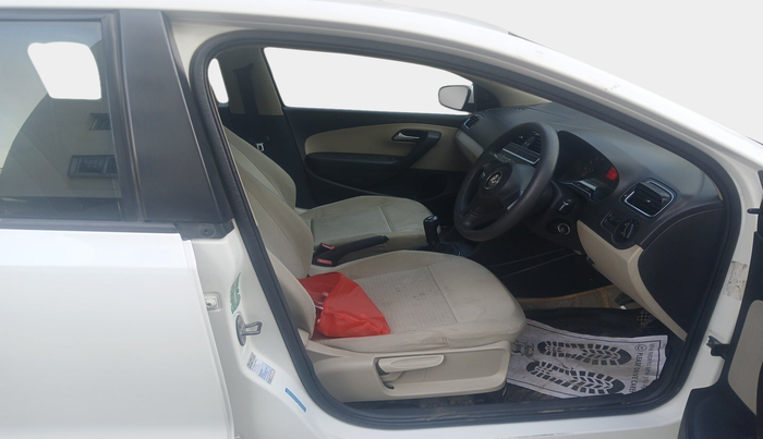 2010 Volkswagen Polo COMFORTLINE 1.2L PETROL, Petrol, Manual, 76,984 km, interior