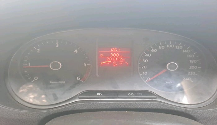 2013 Volkswagen Polo COMFORTLINE 1.2L, Diesel, Manual, 2,01,412 km, interior