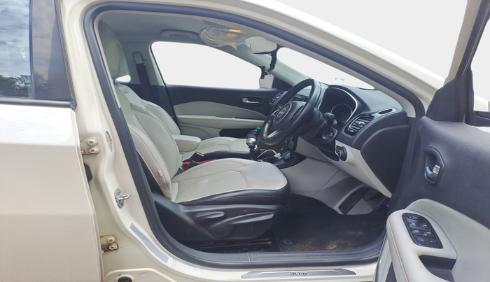 2018 Jeep Compass LIMITED 2.0 DIESEL 4X4, Diesel, Manual, 1,18,091 km, interior