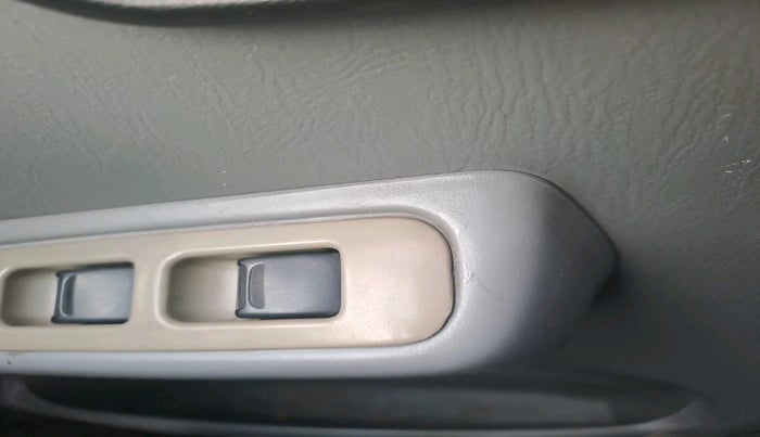 2014 Maruti Alto K10 VXI, Petrol, Manual, 3,04,986 km, interior