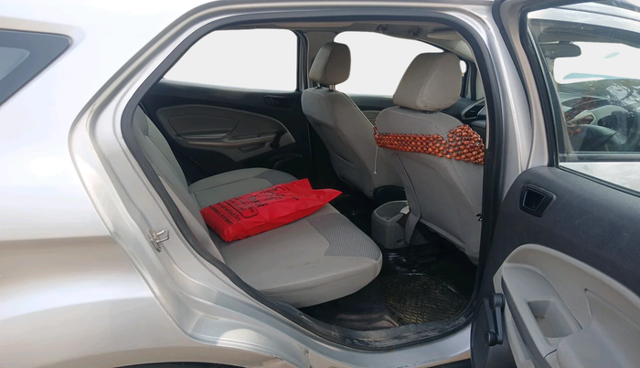 2013 Ford Ecosport AMBIENTE 1.5L DIESEL, Diesel, Manual, 1,68,596 km, interior