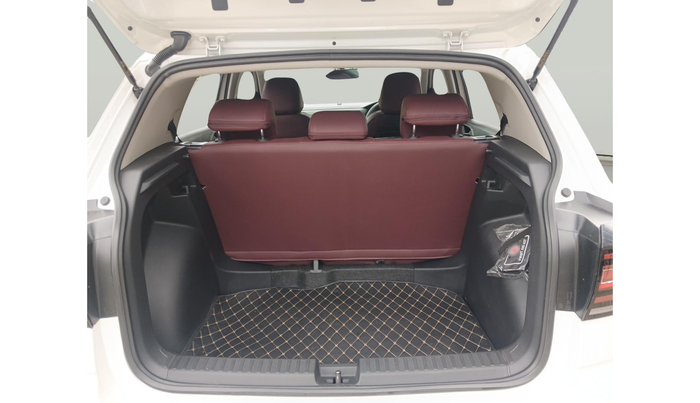 2024 Volkswagen TAIGUN COMFORTLINE 1.0 TSI MT, Petrol, Manual, 5,760 km, exterior