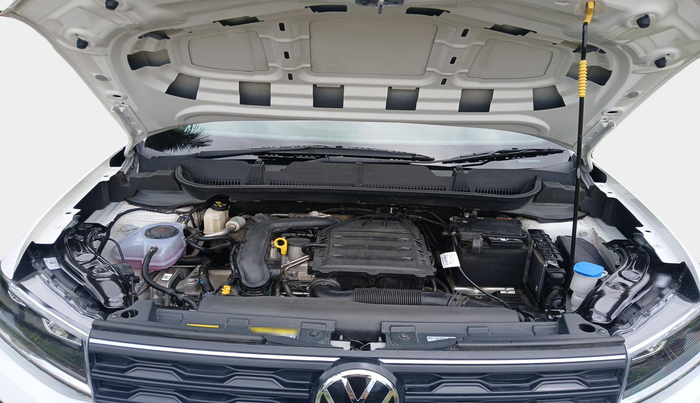 2024 Volkswagen TAIGUN COMFORTLINE 1.0 TSI MT, Petrol, Manual, 5,760 km, exterior