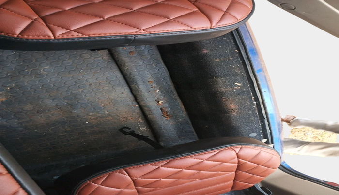 2016 Mahindra TUV300 T8 AMT, Diesel, Automatic, 1,02,801 km, interior