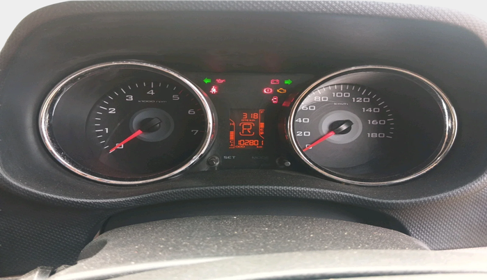 2016 Mahindra TUV300 T8 AMT, Diesel, Automatic, 1,02,801 km, interior