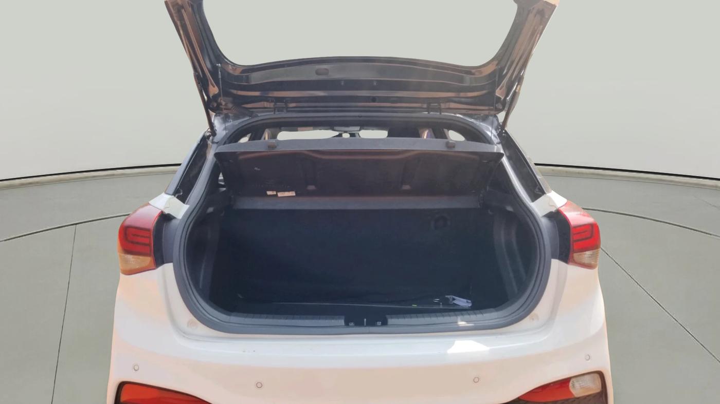 2019 Hyundai Elite i20 SPORTZ PLUS 1.2 DUAL TONE, Petrol, Manual, 30,531 km, exterior