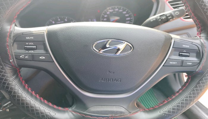 2019 Hyundai Elite i20 SPORTZ PLUS 1.2 DUAL TONE, Petrol, Manual, 30,531 km, interior